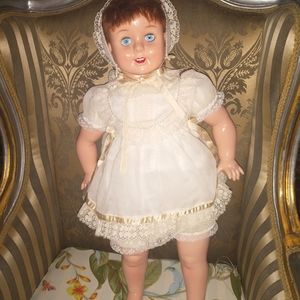 PHENOMENAL 1993 "ROSE BUD LARGE DOLL VINTAGE